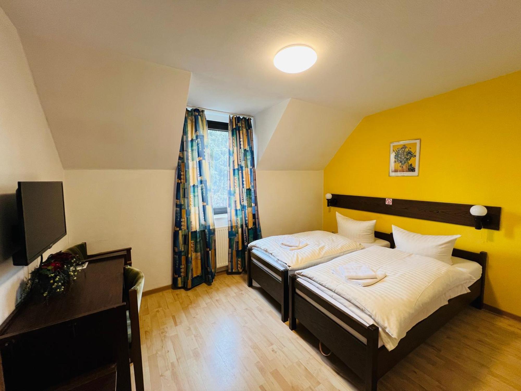 Hotel Ellermann Vlotho Buitenkant foto