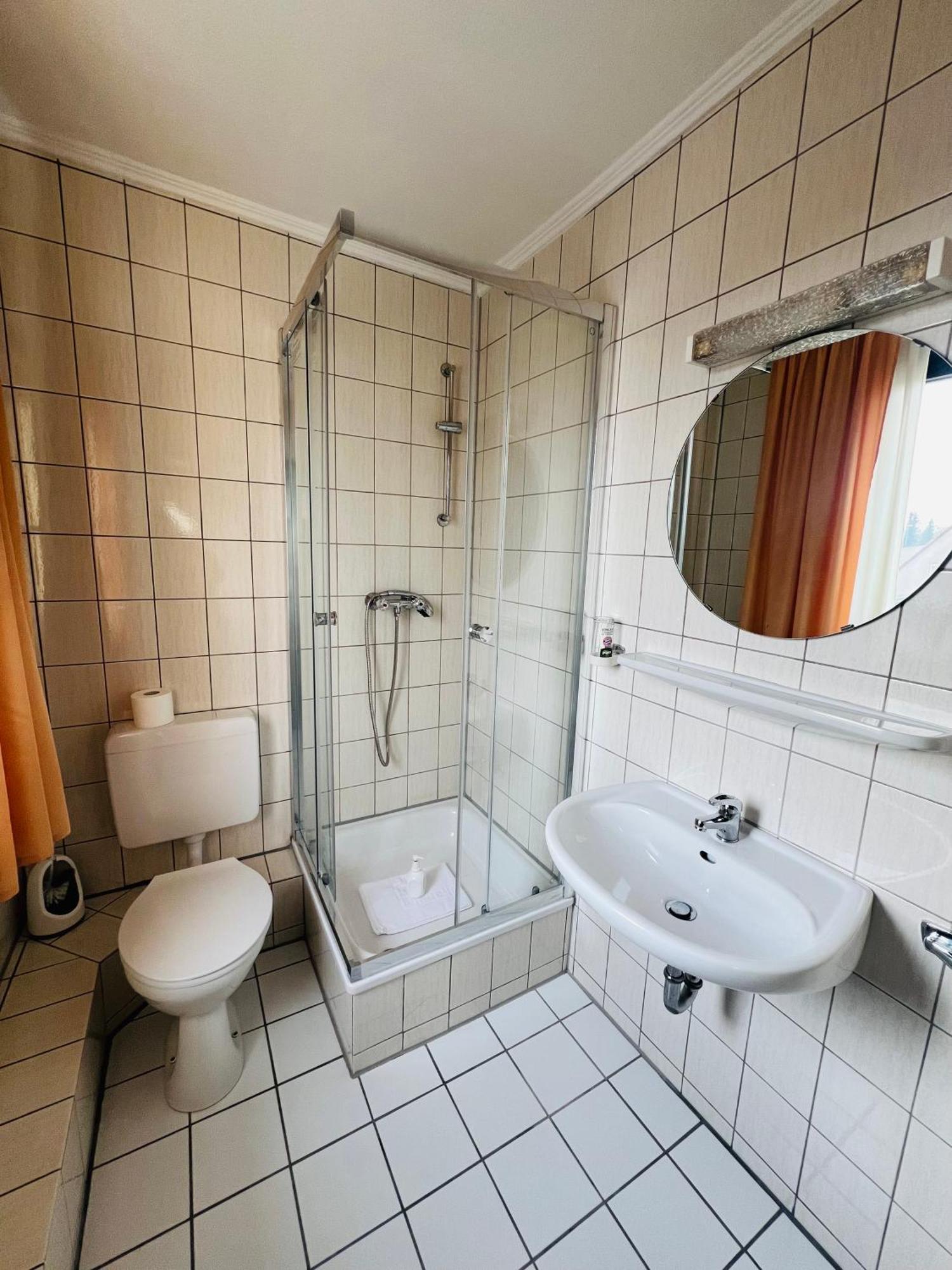 Hotel Ellermann Vlotho Buitenkant foto