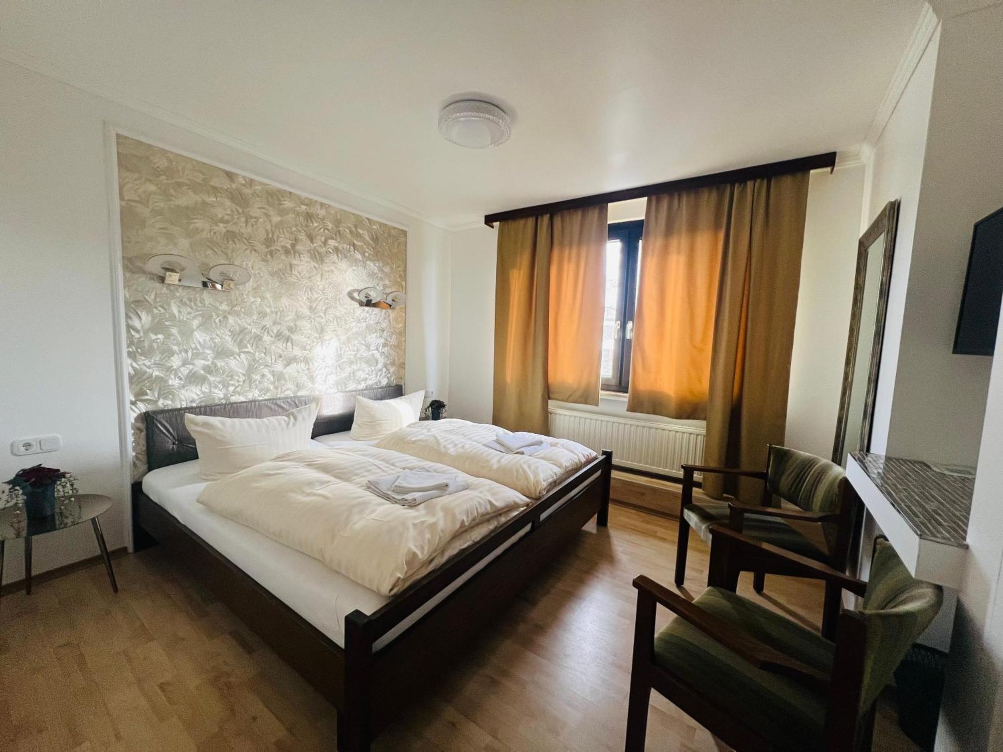 Hotel Ellermann Vlotho Buitenkant foto