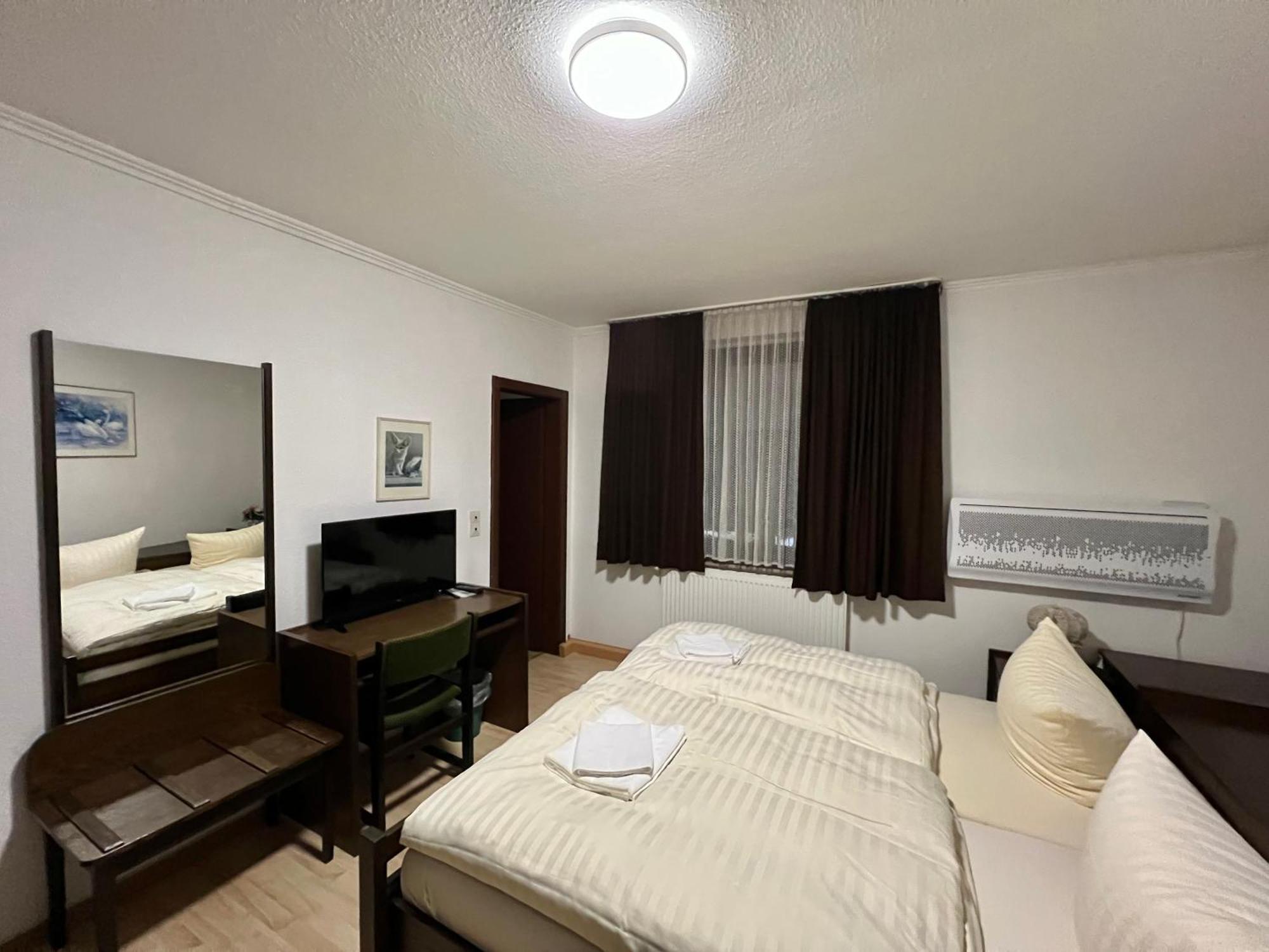 Hotel Ellermann Vlotho Buitenkant foto